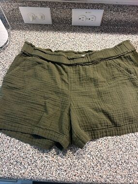 Sonoma Olive Green High-Waist Gauze Pull-On Shorts